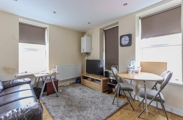 Glenroy Street, Plasnewydd, Cardiff - Image 2